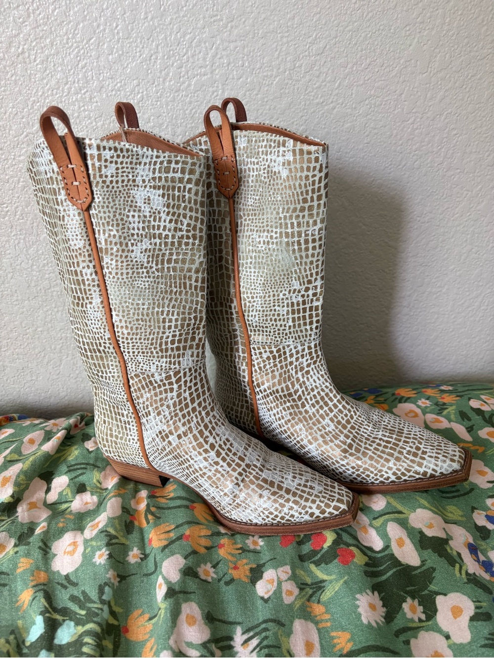 We The Free White Croc-Embossed Western Boots with Tan Trim